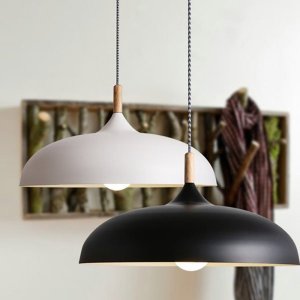 saucer black