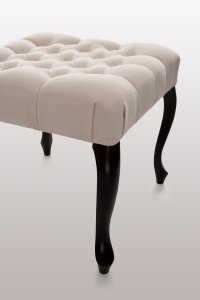 Pufa ławka Ludwik Chesterfield 50x50